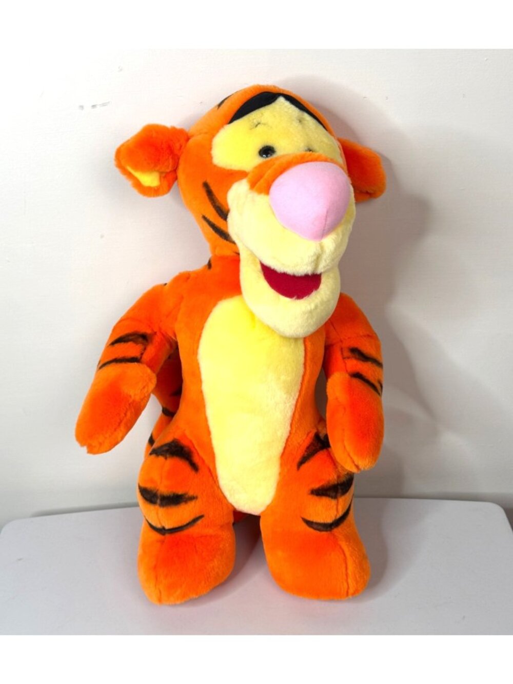 Vintage Mattel Disney Winnie the Pooh Tigger 20" Jumbo Plush Stuffed Animal